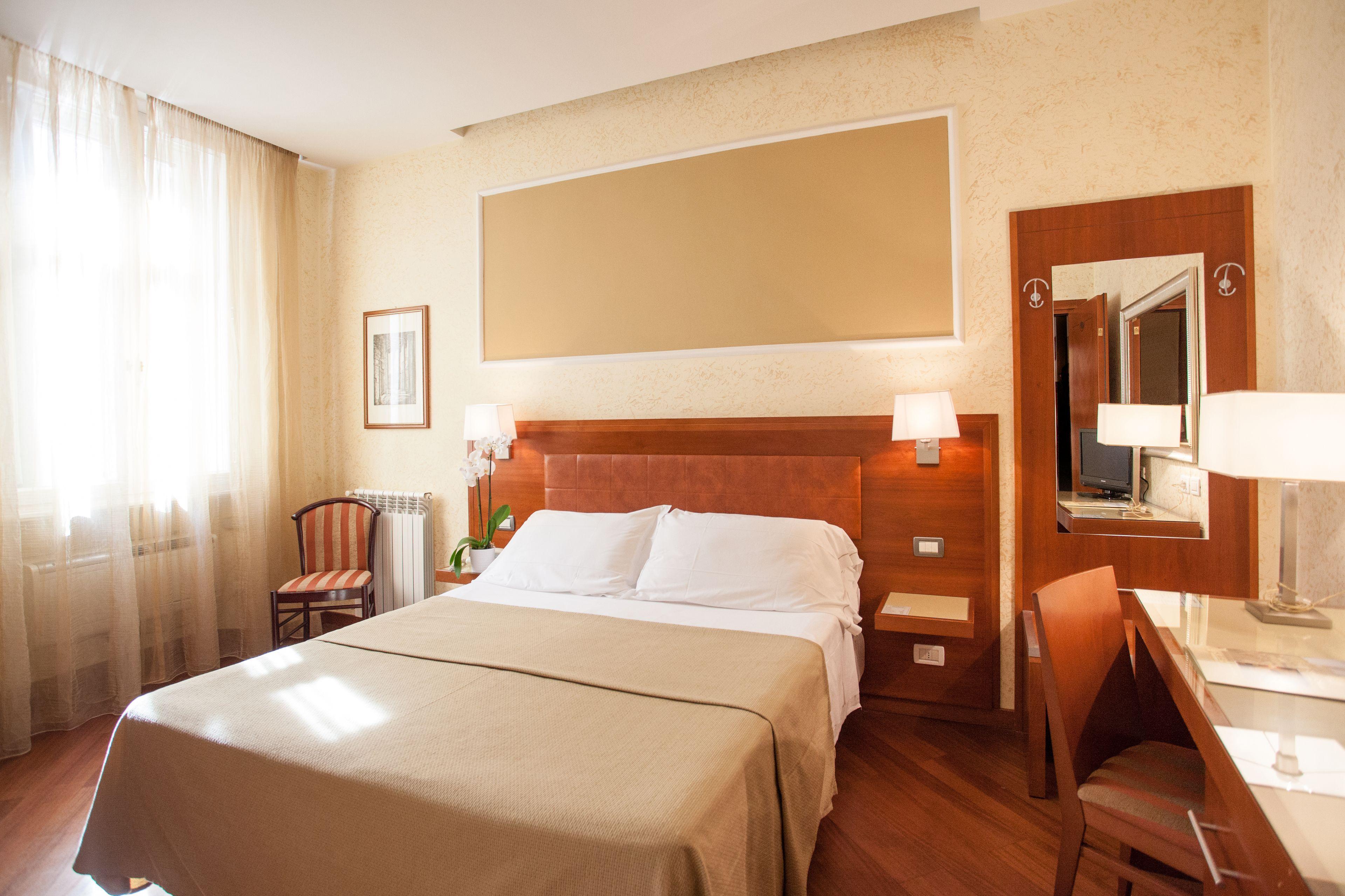 Hotel Madrid - Rome — Fotos 3